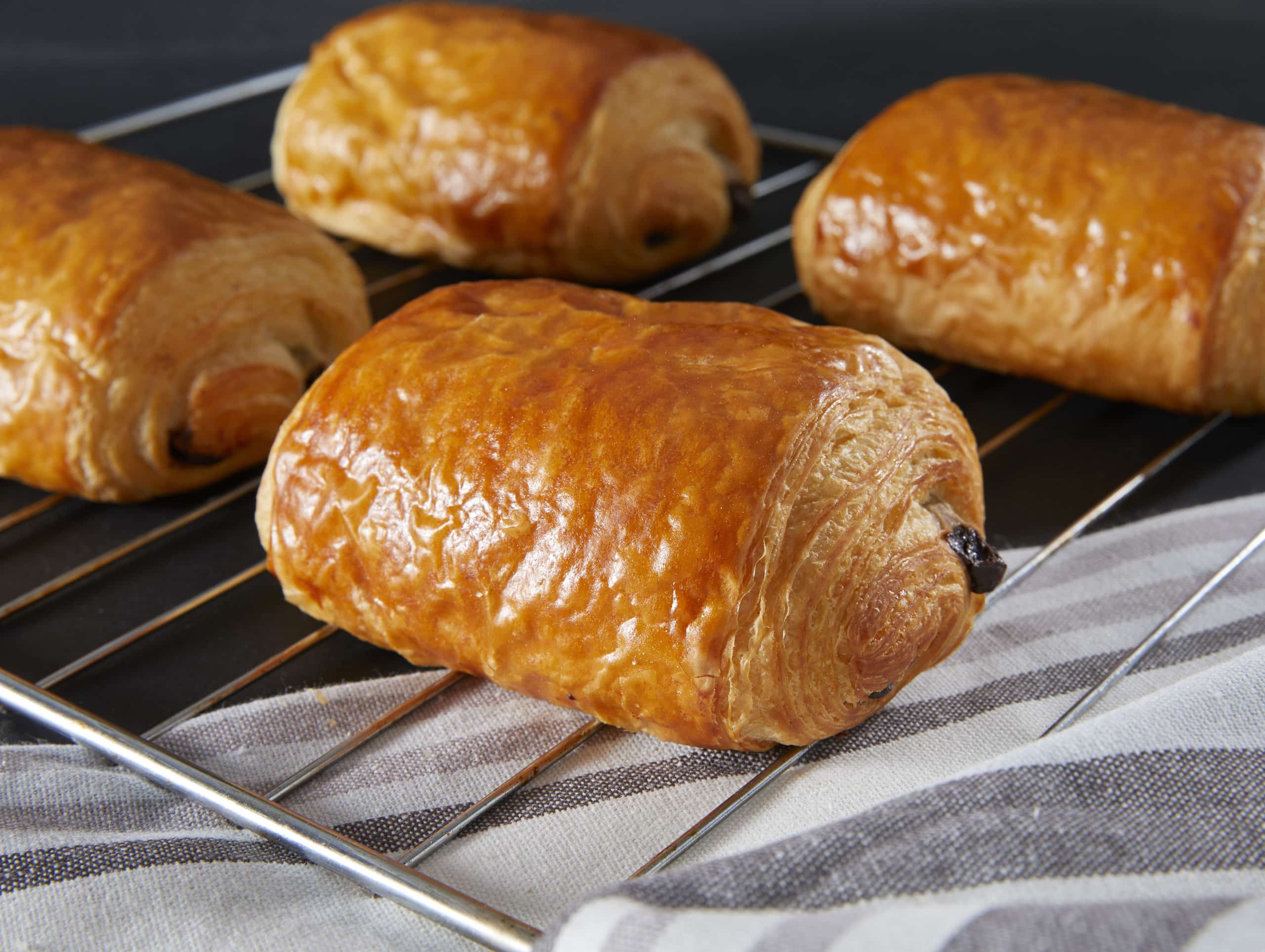 Faire les croissants ou pains au chocolat - recette de boulangerie